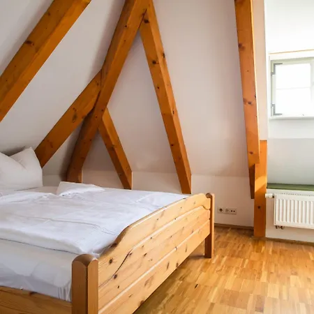 Haus Steinbach מלון 4*