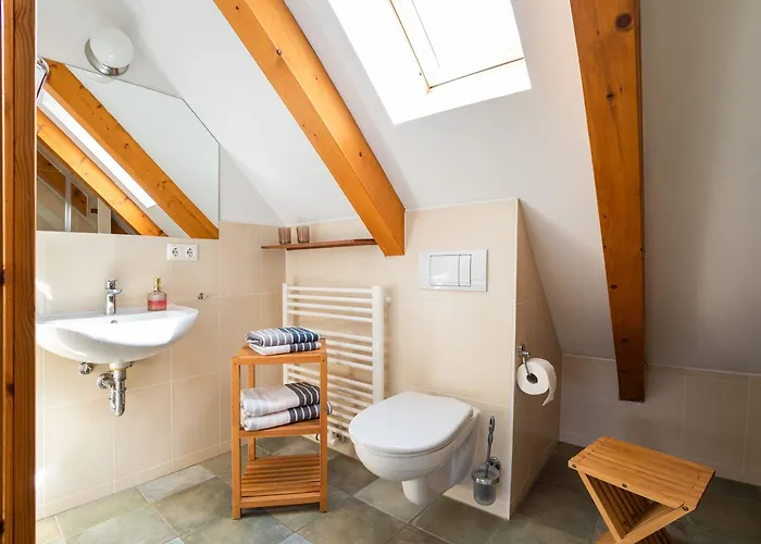 Weingut Haus Steinbach 4* راديبول